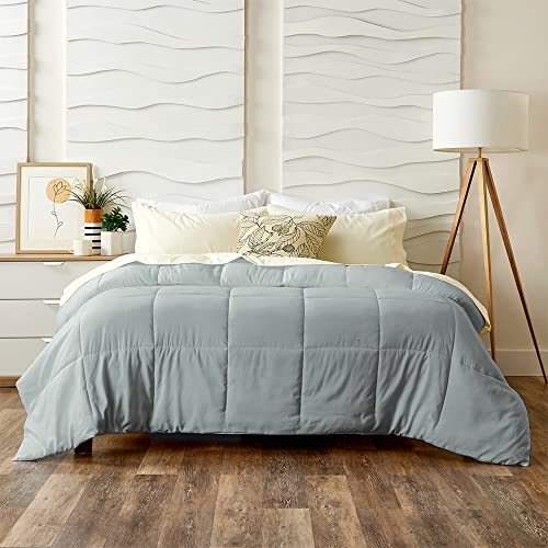 Cosy House Collection Luxury Bamboo Down Alternative Comforter - Master Bedroom Essentials - All Season Use - Stays Fresher for Longer - Box Stitch Construction & Duvet Loops (King/Cal King, Silver)