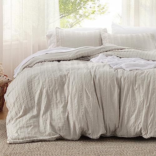 Bedsure Boho Comforter Set Queen - Linen Tufted Bedding Comforter Set, 3 Pieces Farmhouse Shabby Chic Embroidery Bed Set, Striped Pattern Comforter for All Seasons